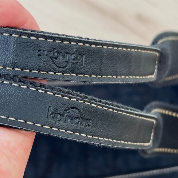 Vintage Early 2000s Kipling Women's Black Large Travel Tote Bag / Minimalist - Picture 4 of 16